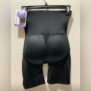 NWT- Carrie Amber-  M Lift & Shape Back Enhancer